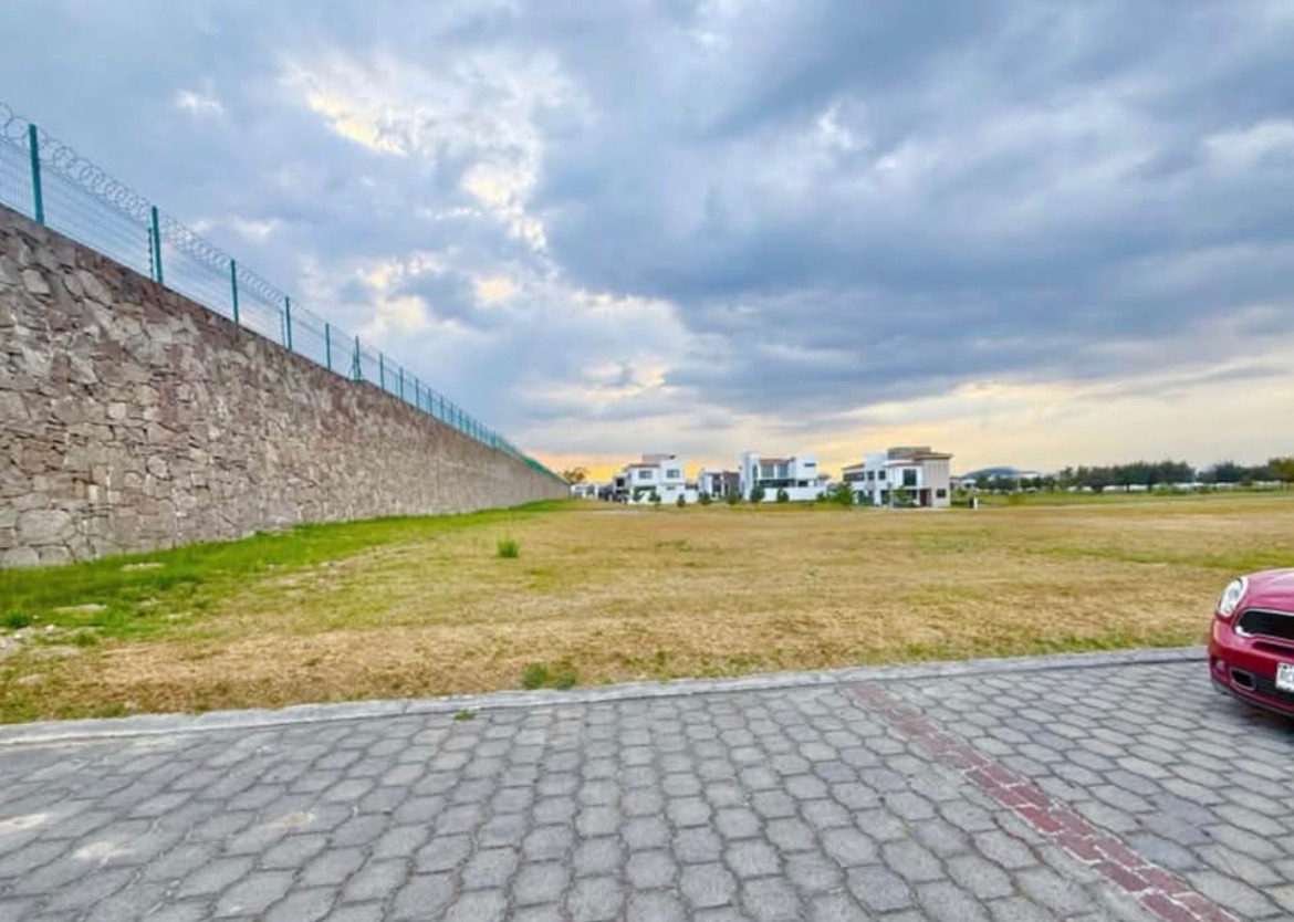 Terreno Condado del Valle Belardia, foto 2